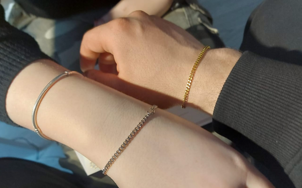 Avis client 5 étoiles bracelet permanent rendu magnifique Madiora